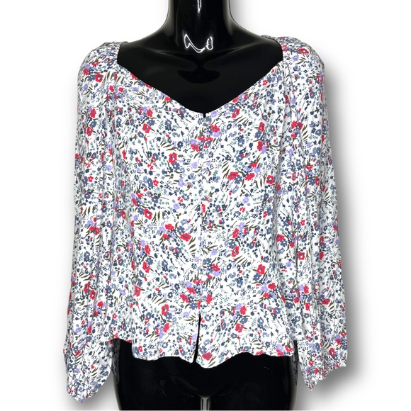Abercrombie & Fitch Tops - NWT Abercrombie & Fitch Size L Pink White Ditsy Floral Peplum Babydoll Top $59